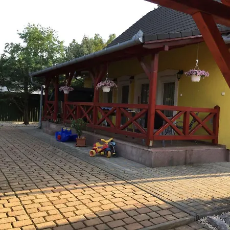 Prima Vendeghaz 3* Tiszakécske