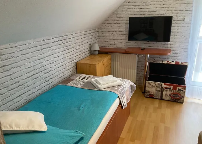 Konukevi Prima Vendeghaz 3*